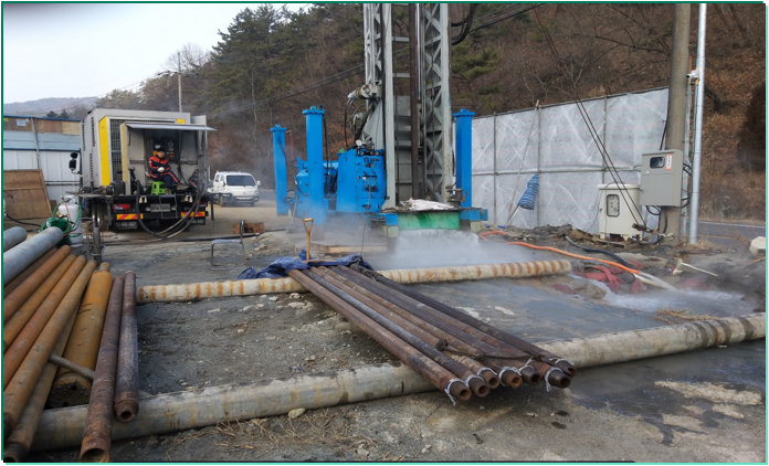 온천 지열 증기 분출